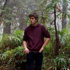 Meet your Posher, Matias